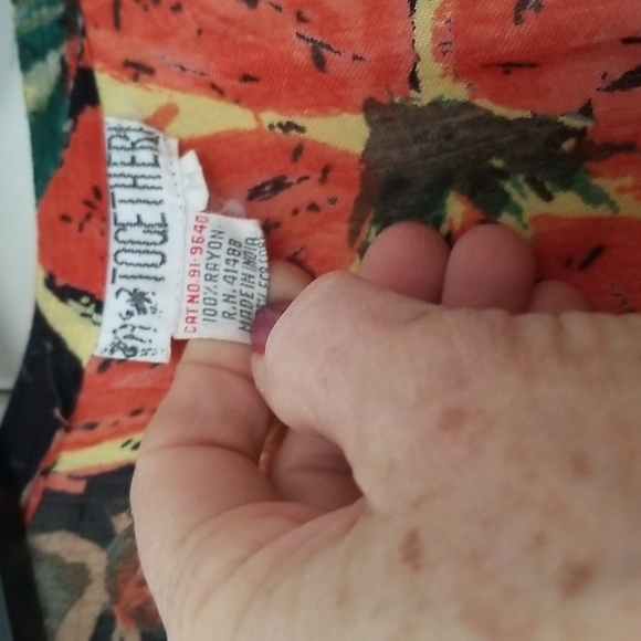 Vintage wrap around dress - Picture 2 of 8